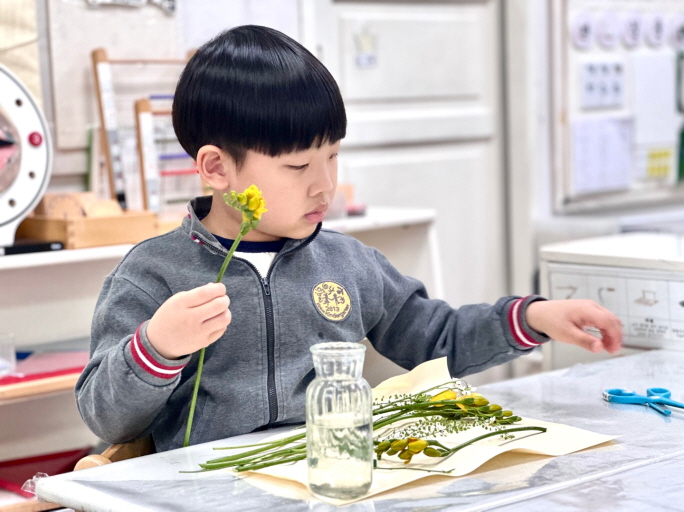 이번 주 우리 반 꽃 당번을 소개합니다!